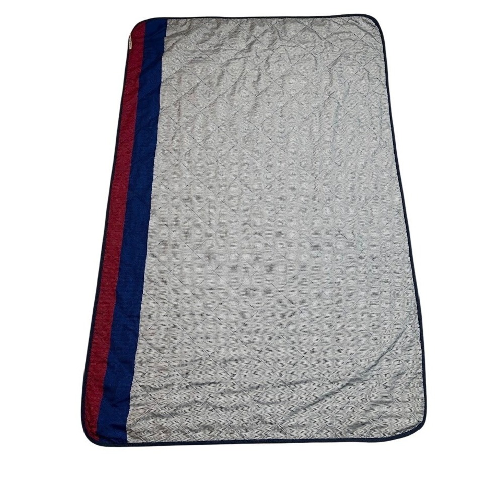 British Airways World Traveller Plus Quilted Blanket Herringbone Navy Red 65X43"